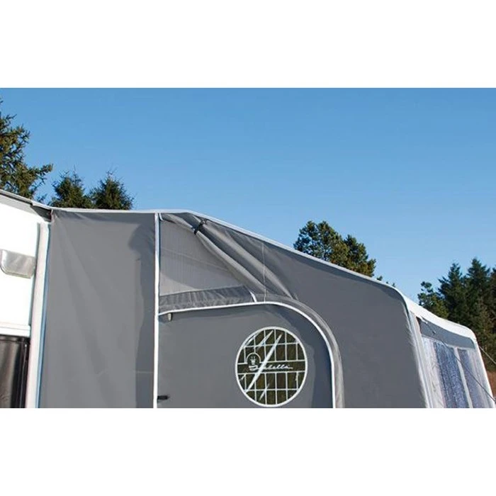 Isabella Winter Porch 2023 - Image 2